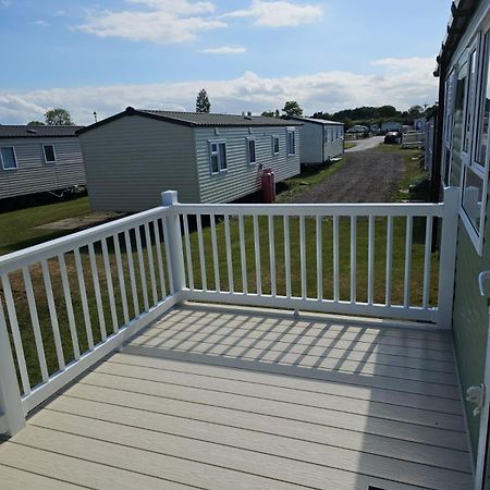 Lovely 8 Berth Caravan At Sunnydale In Lincolnshire Ref 35239S Louth  Exteriör bild